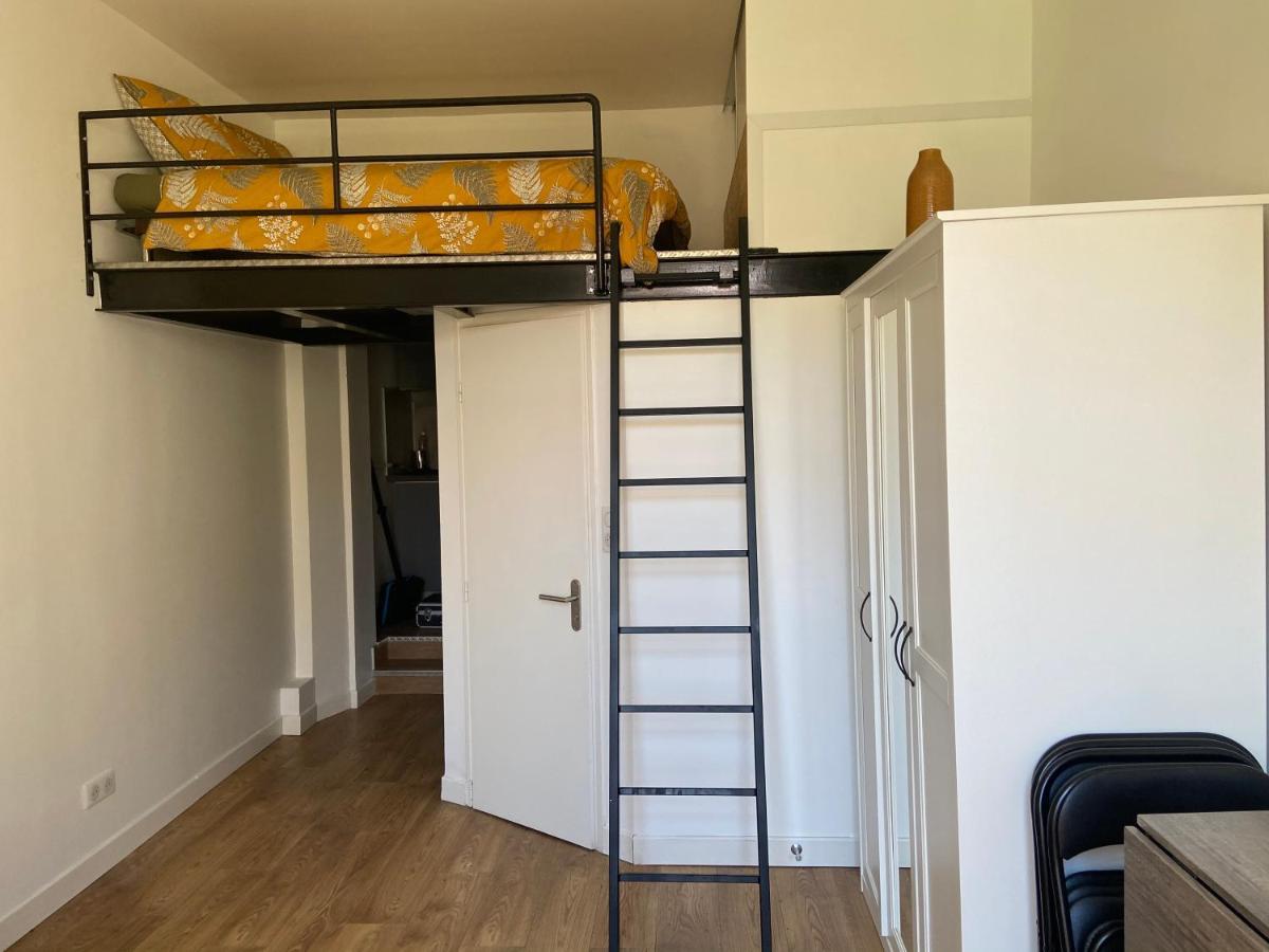 Centre: A 300m De La Et De La Promenade Des