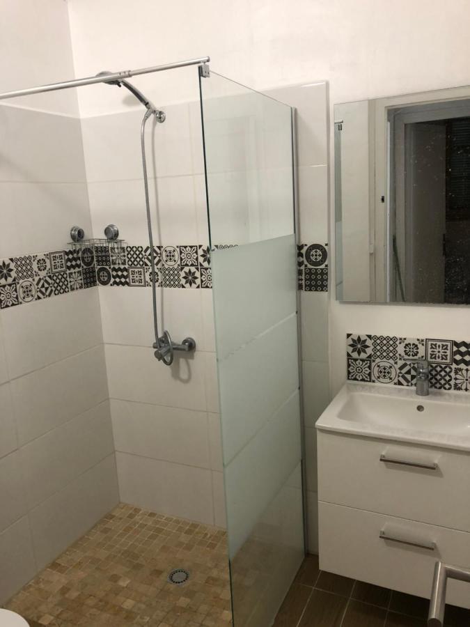 Hostel La Promenade House Nice
