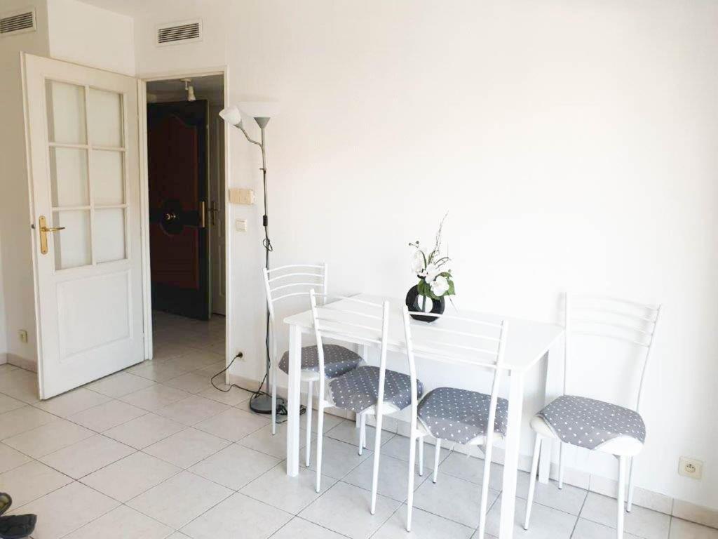 Apartment Les Domes, Piscine Nice