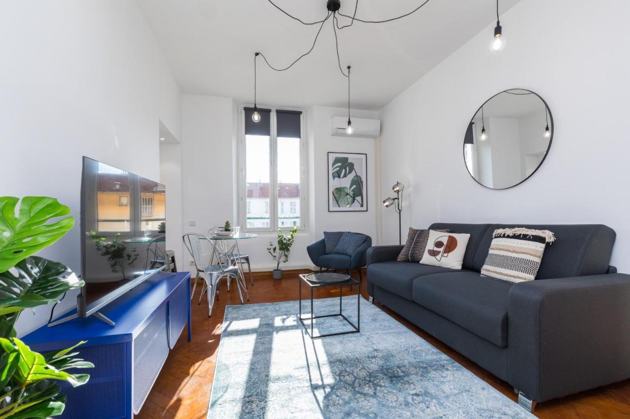 7 Medecin - Place Massena - 2p - Lumineux - Climatise Apartamento Nice