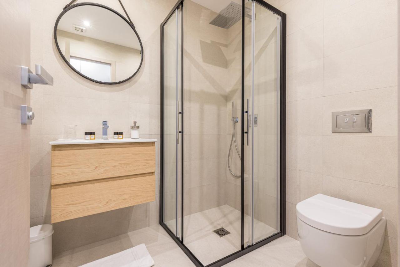 2 Bavastro - Beau 2 Pieces Lumineux Et Cosy - Climatise Appartement *