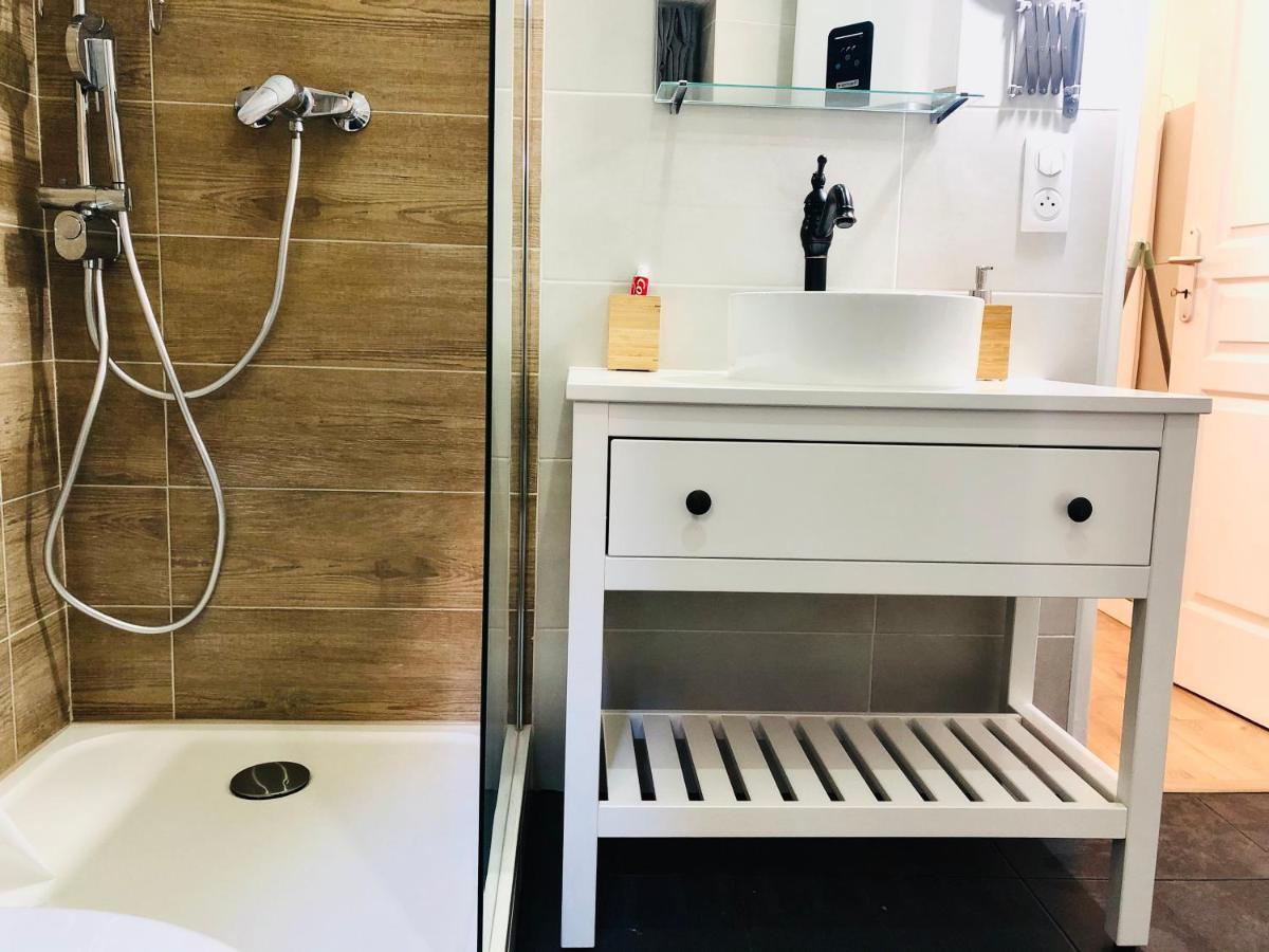 Cosy Modern In The Heart Of With Ac *