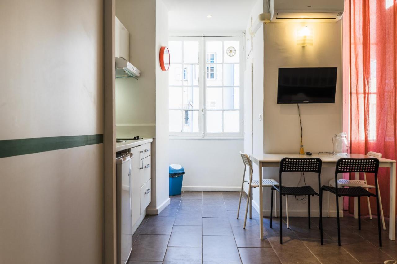 Bh - Opera3 - Studio Wifi Ac Apartment *