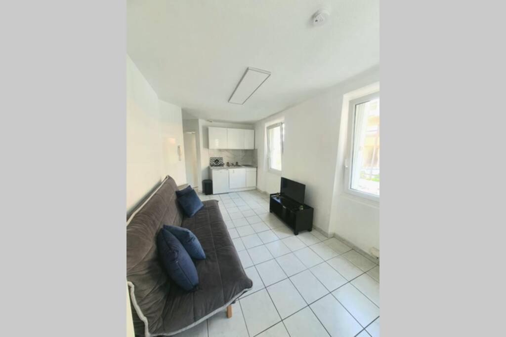 Grand Centre - Bord De Nice