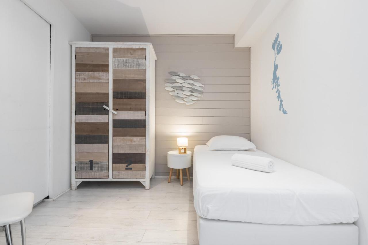 Amazing 3 Bdrs And Garden Place Du Pin Parking ! Apartment Nice