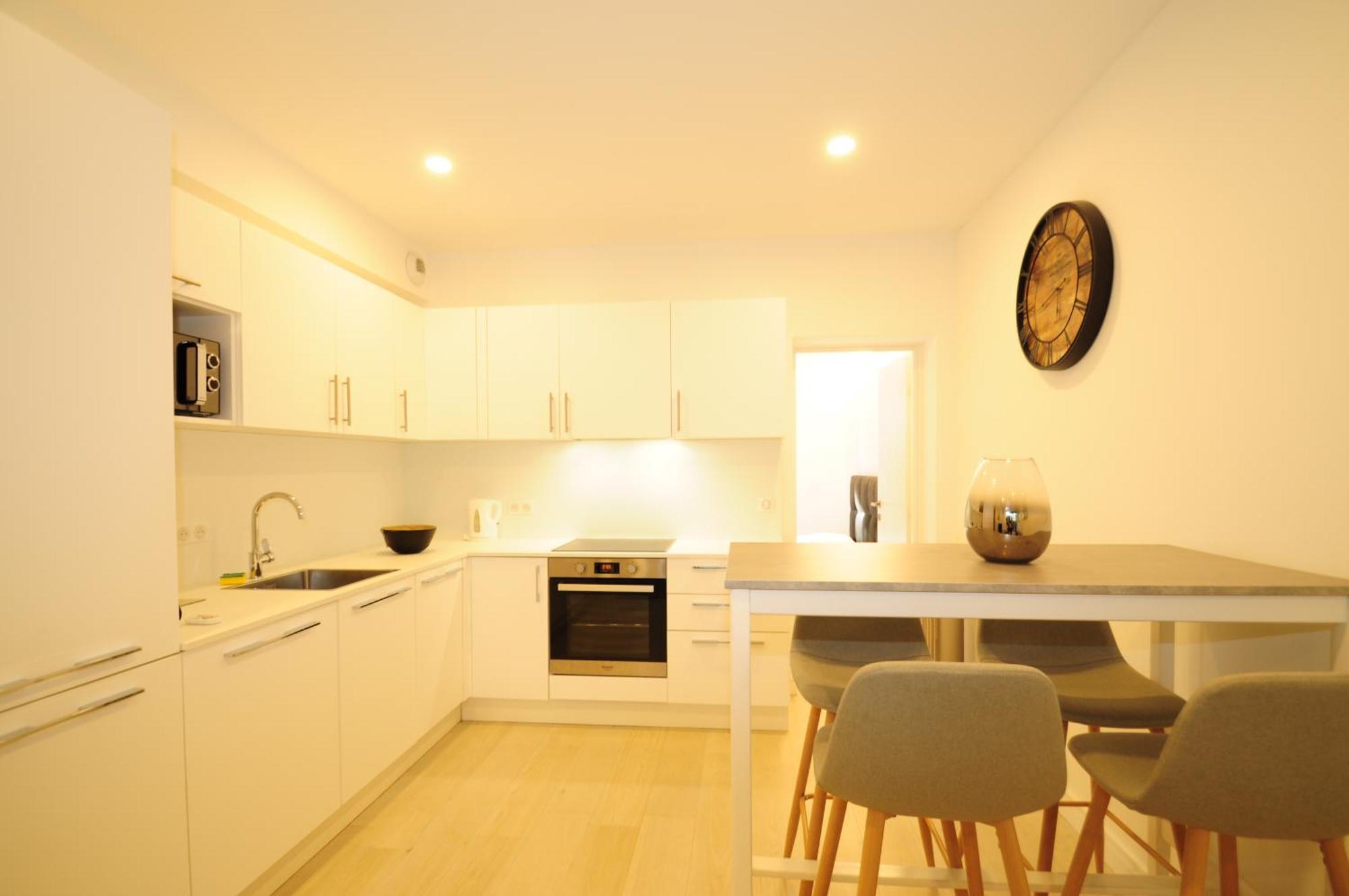 Les Volets Bleus * Nice