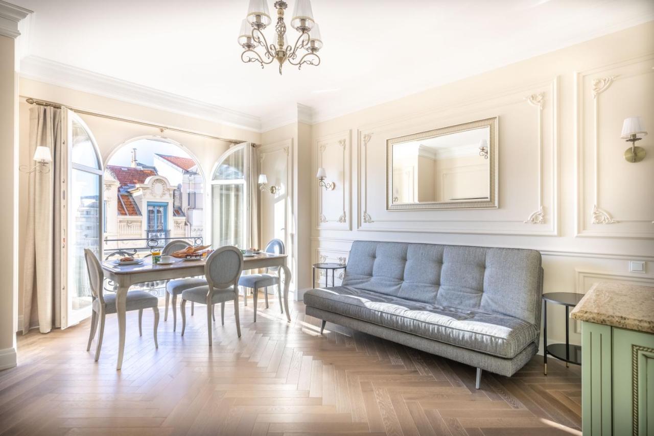 Luxury In - Negresco - *