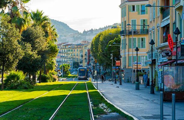 Apartamento Neuf 25 M2, Terrasse 35 M2 Proche Port Nice, Centre Nice