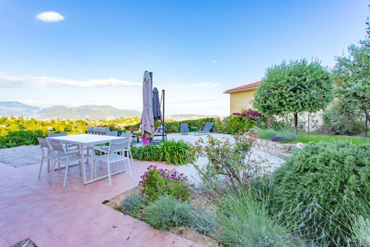 Des Oliviers Villa *