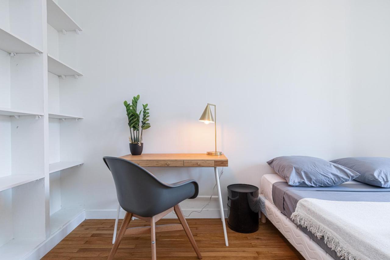 Feel - Alphonse Karr Apartment *