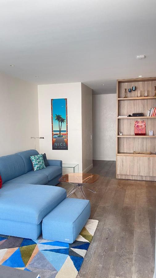 Luxurious 2 Bedrooms Apartment, 30 Meter From * Nice