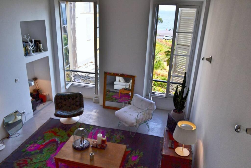 06j - Superb Duplex Loft With Ac - Sea View