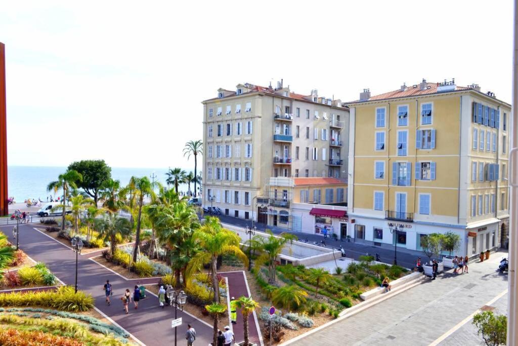 06j - Superb Duplex Loft With Ac - Sea View