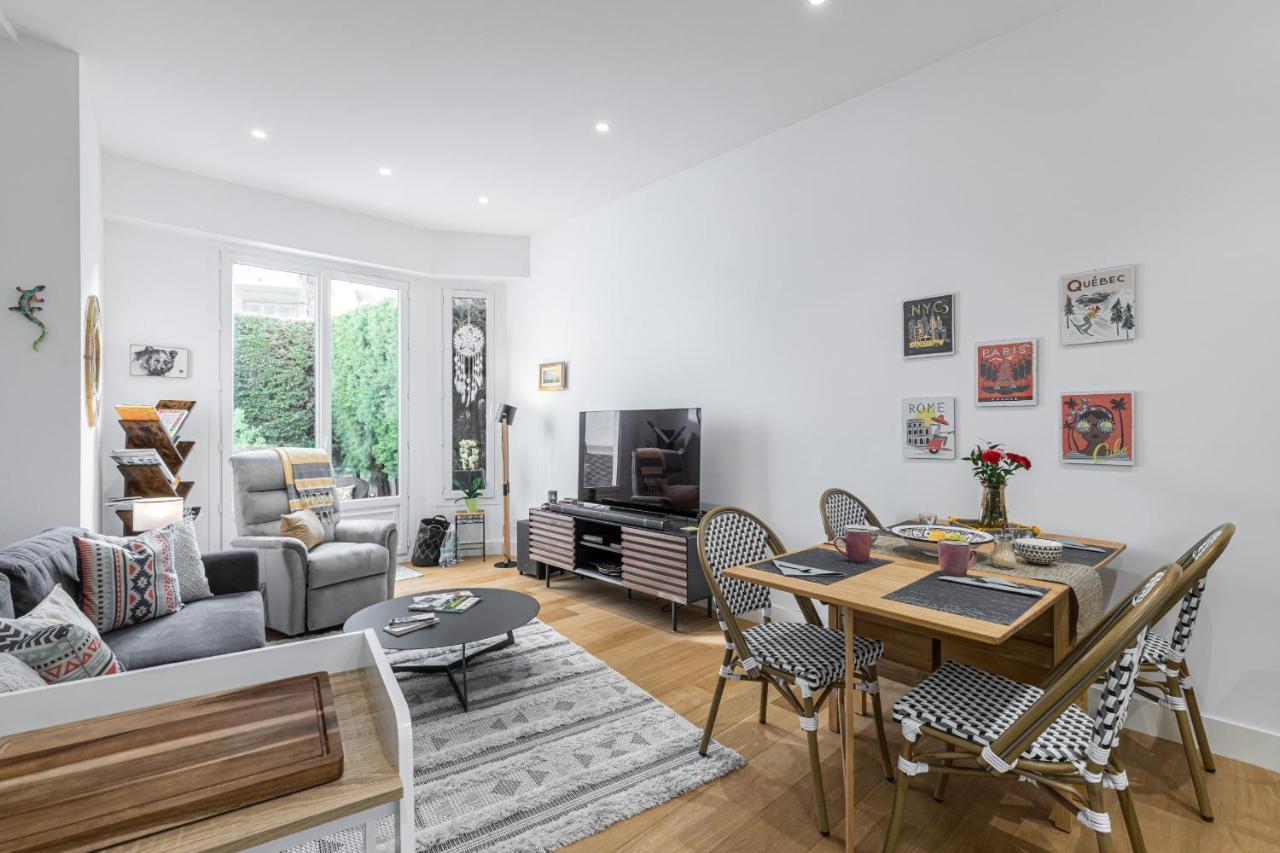 Apartment Comfort And Style 2 Bedroom Ac & Large Patio Near Sea