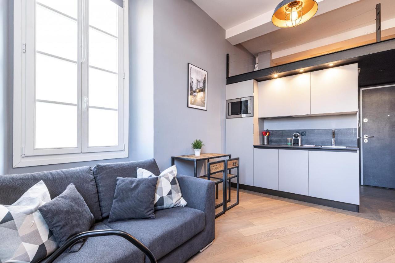10 Segurane - Magnifique Mezzanine - Port De