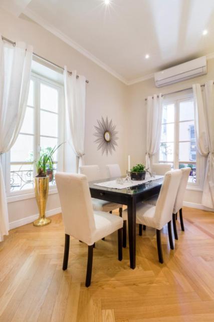 Sunlight - Cristal - Old Town Area, 3 Bedrooms, Stunning * Nice