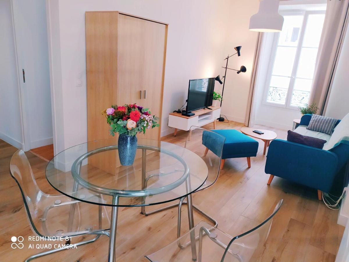 Apartment Beach Ac 1 Min Walking From The Sea - Freshly Renovated *