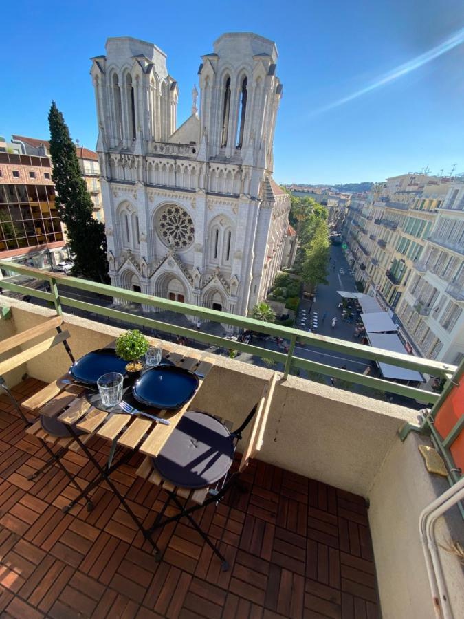 Superbe Ultra Centre Apartment *
