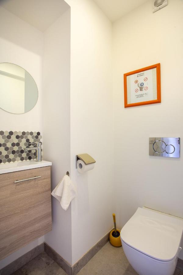 Jj8 - Magnifique 3pieces, Entierement Renove, Clim, Vieux-nice * Nice