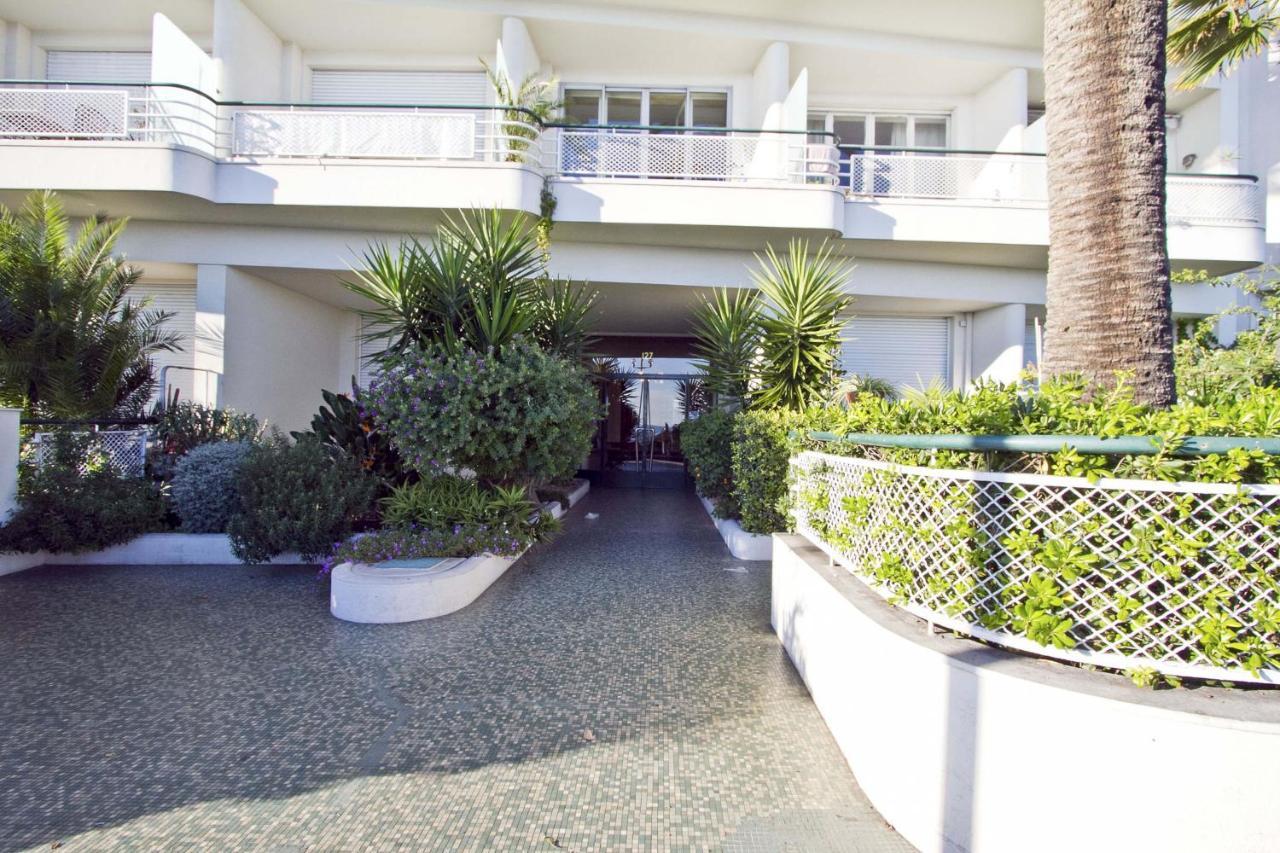 Florida Sea Front Apartamento Nice