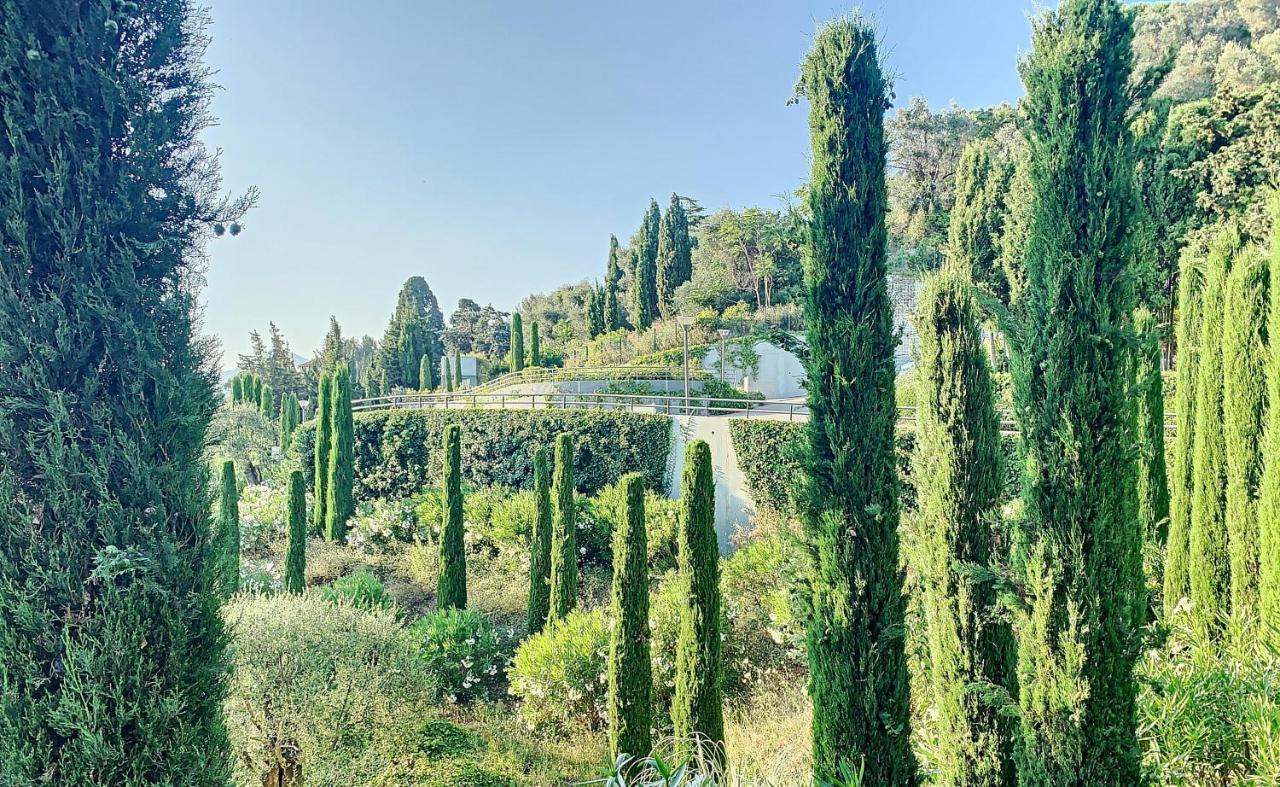 Incredible Views Of In A Calm Luxury & Big Park * Nice