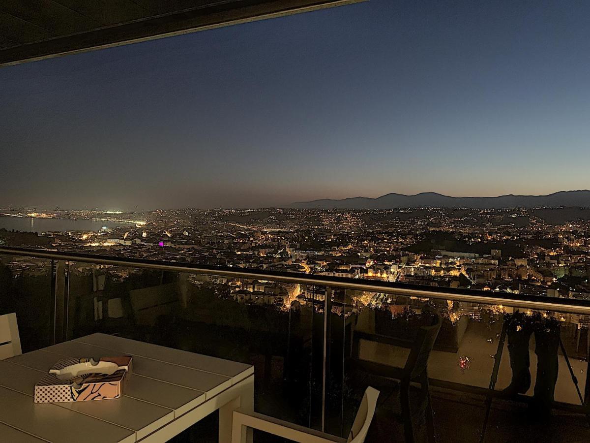 Incredible Views Of In A Calm Luxury & Big Park *