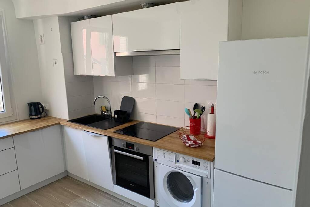 Grand F4 En Centre Ville Proche Gare Et Mer Apartment *