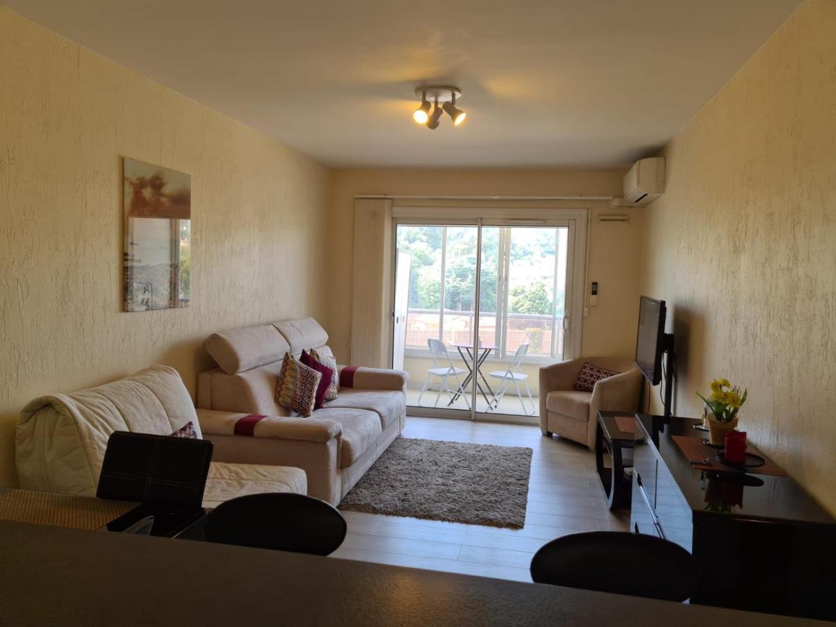 Beau A 50m De La Apartment