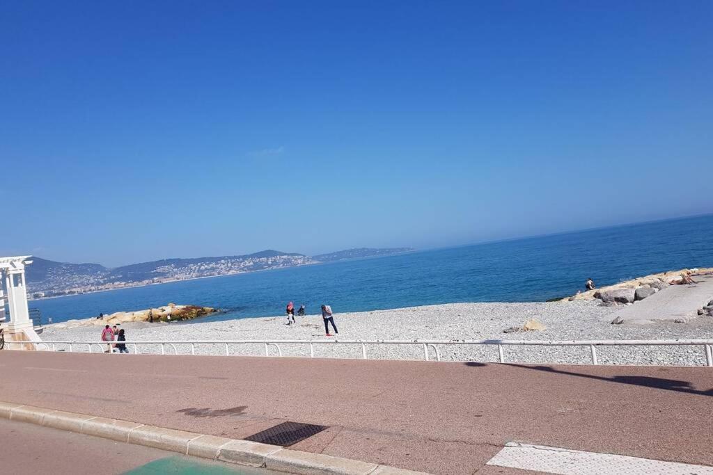 Beau A 50m De La Apartment
