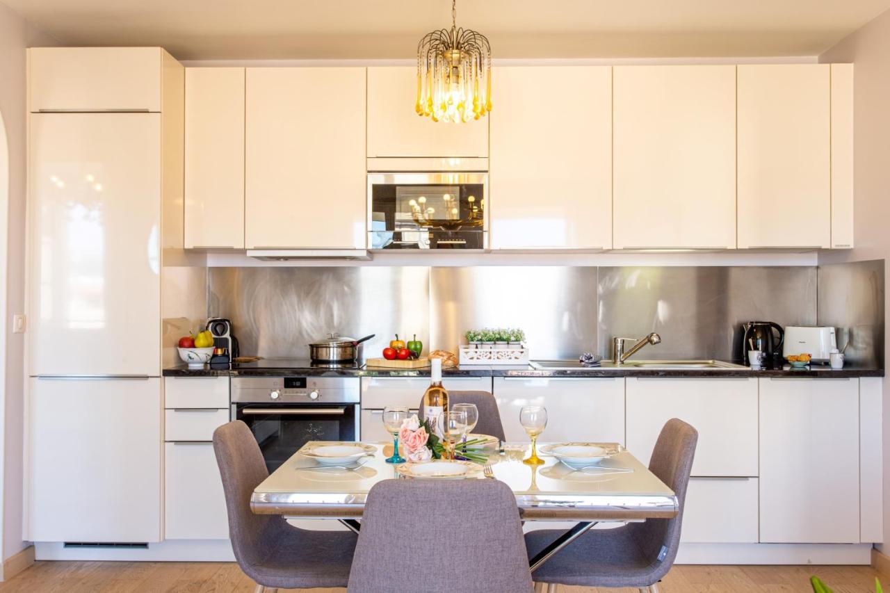 Providence - Elegant F3, Vue Incroyable, Balcon,ascenseur, Wifi