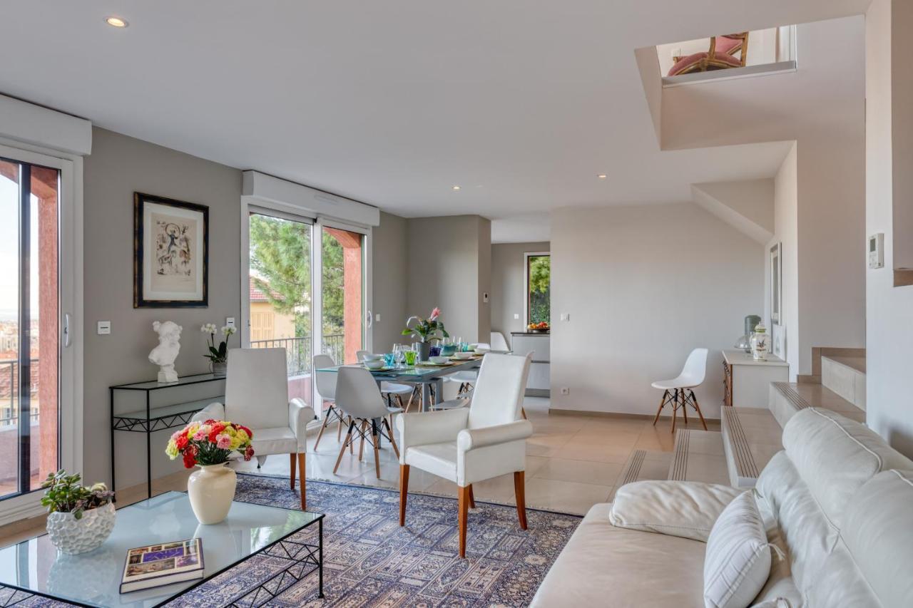 Villa Sur Les Hauteurs De Nice, Proche Centre *