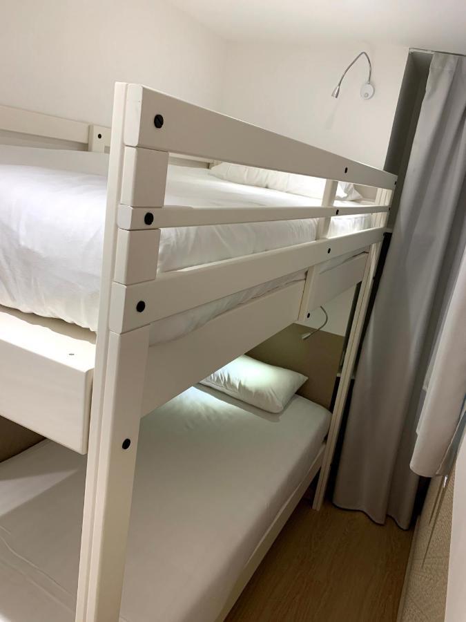 Aparthotel Share *