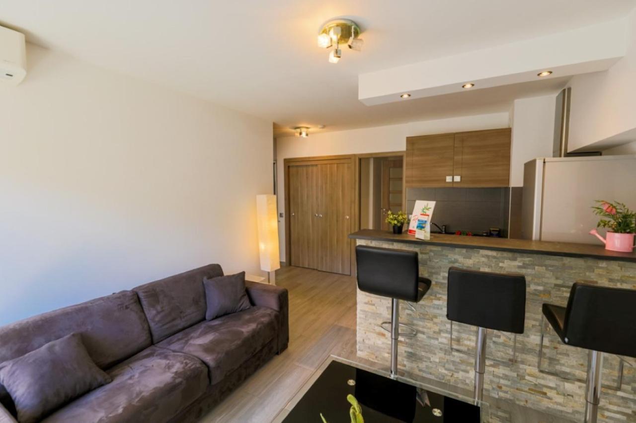 Suede 2 Ap4208 By Riviera Homes Nice