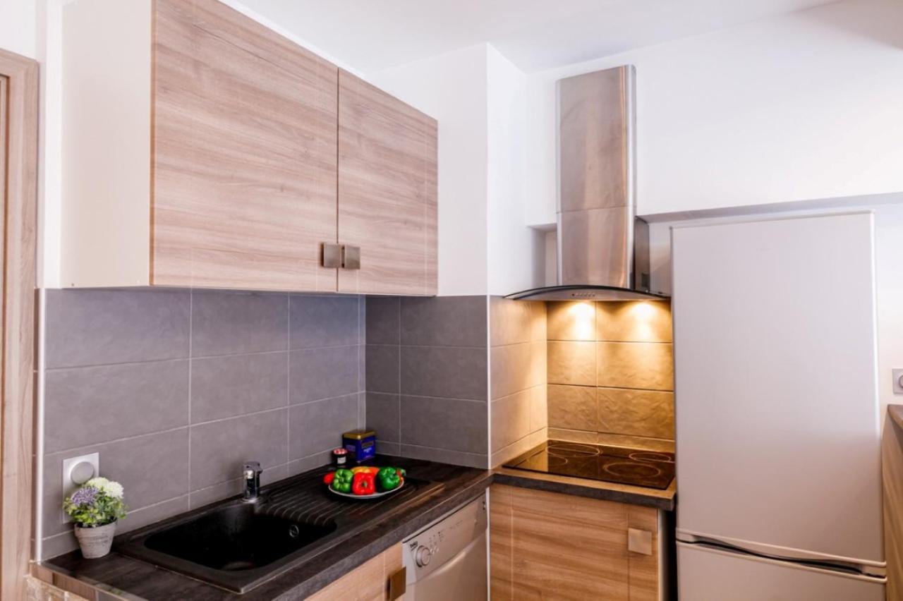 Suede 2 Ap4208 By Riviera Homes * Nice