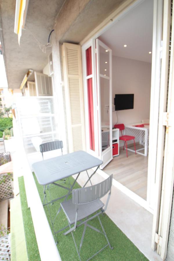 Apartment Red Buffa