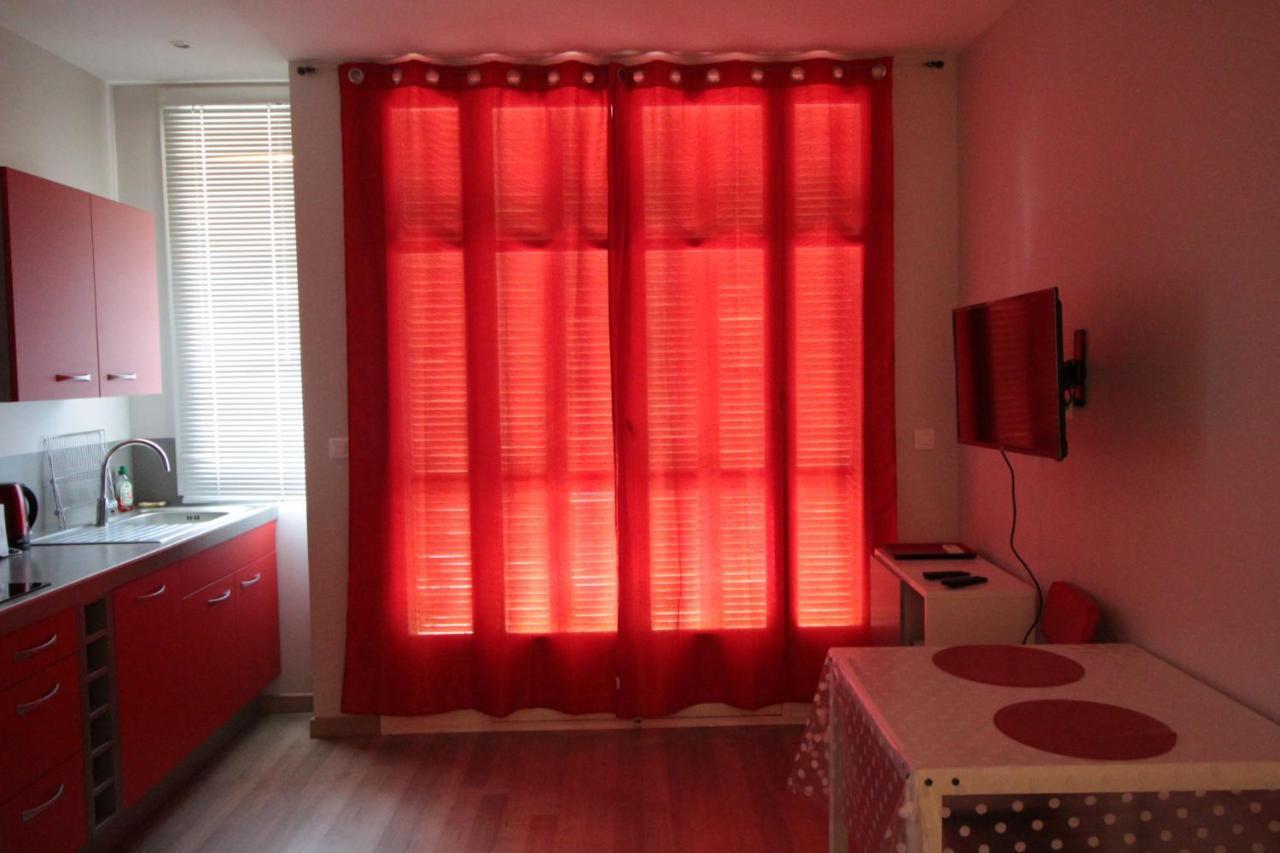 Red Buffa Apartment