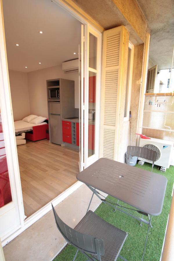 Red Buffa Apartment *