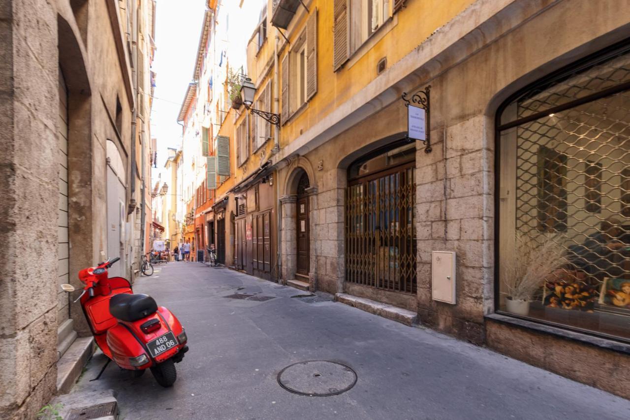 Apartment Feel - Bunico