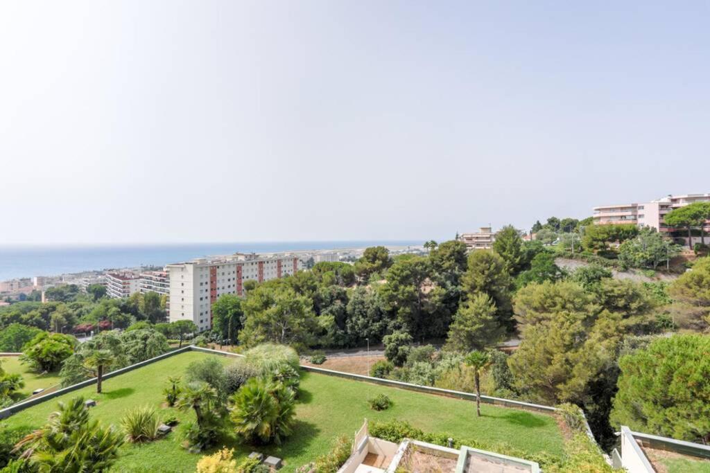 Apartment Sea View In With Swimming Pool!