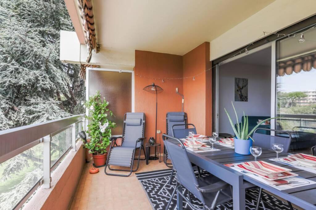 Sea View In With Swimming Pool! Apartment Nice