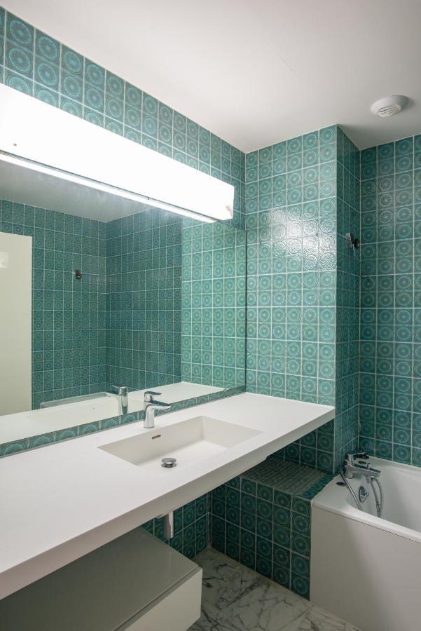 3 Pieces Vue Et Piscine Quartier Parc Imperial Apartamento