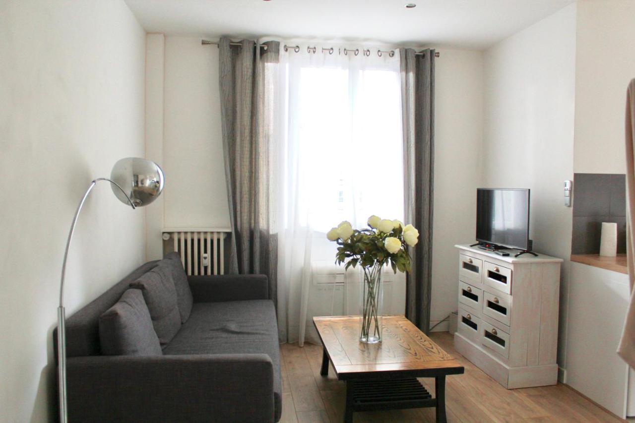 Apartment T2 Entierement Equipe, Proche Toutes Commodites *