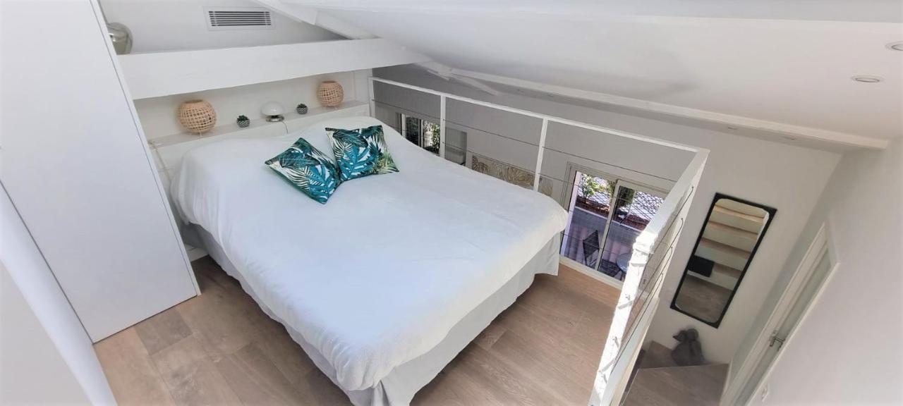 R.d.v. Center Apartamento