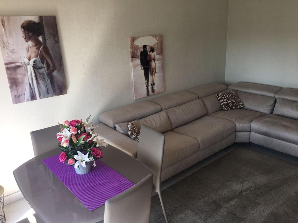 Superbe 3 Pieces Vue Mer Dans Une Arboree 5 Min De La Mer Apartment