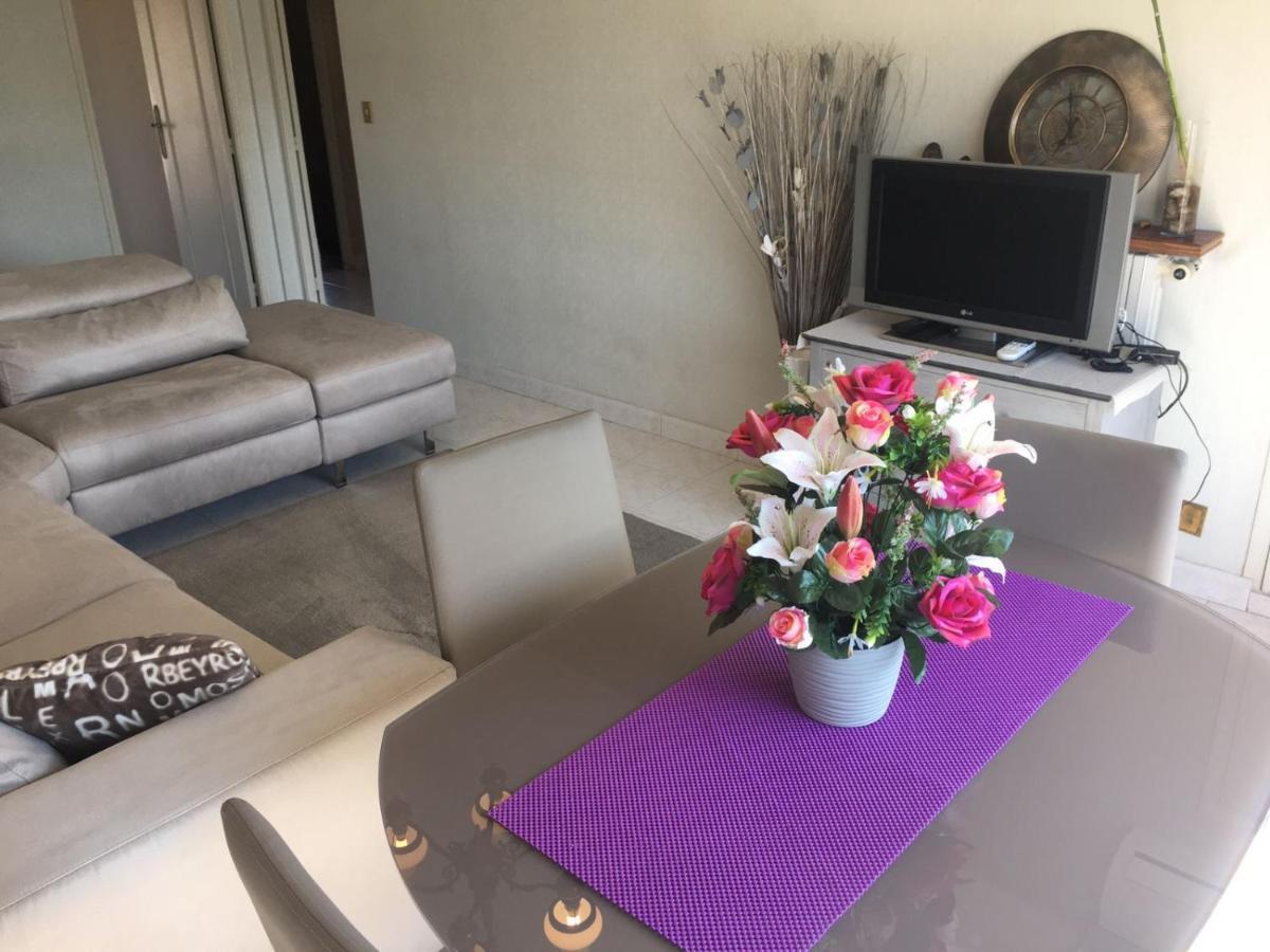 Apartment Superbe 3 Pieces Vue Mer Dans Une Arboree 5 Min De La Mer