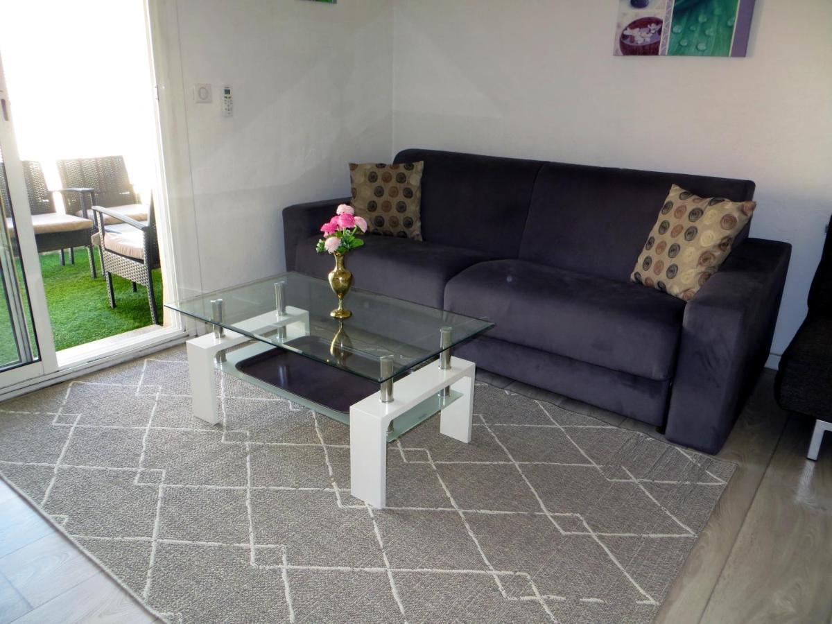 9 Avenue De Carras Apartment *