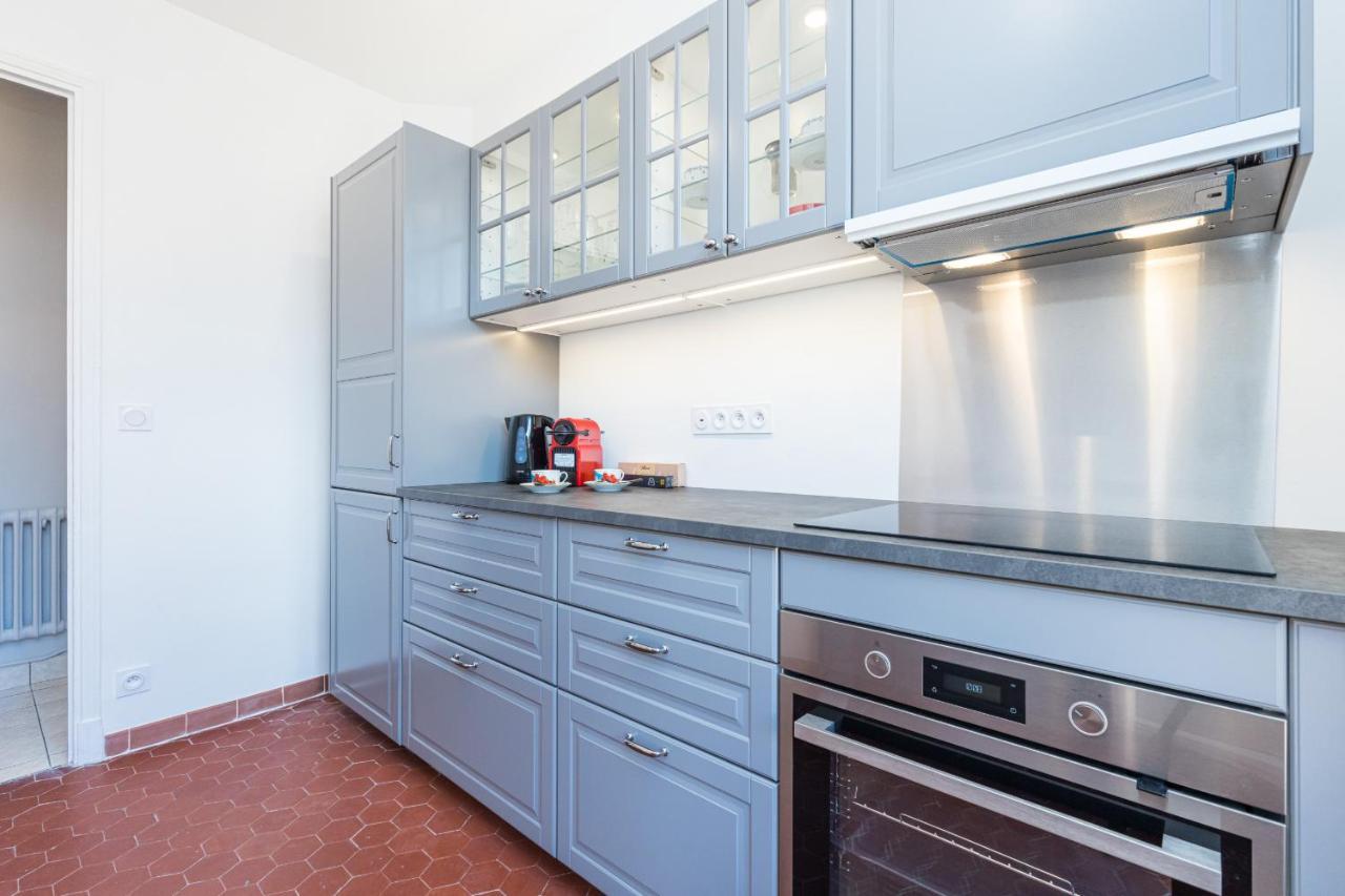 Open Sky Terrace Downtown *