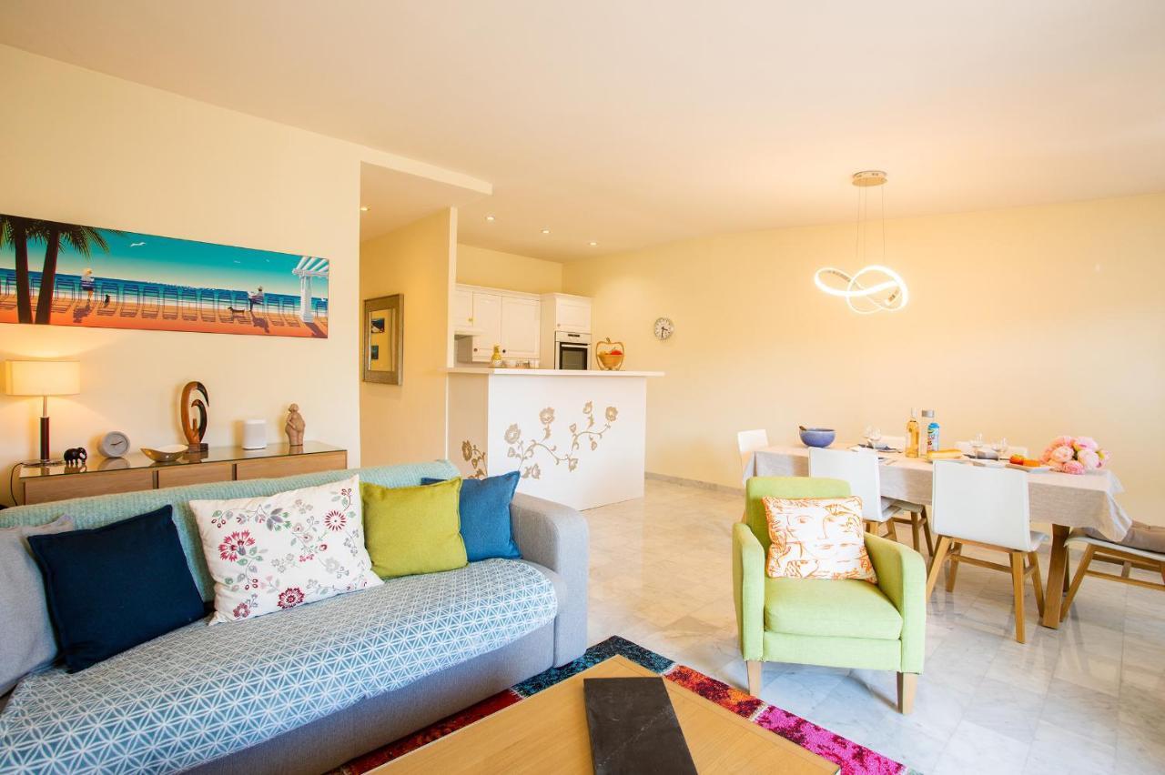 Le Foch Ap4244 By Riviera Homes