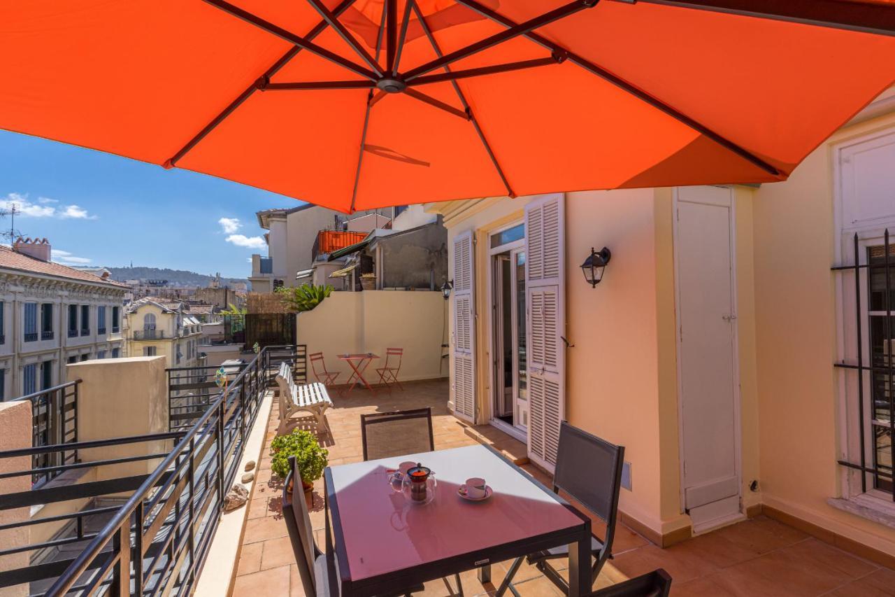 Open Sky Terrace Downtown Apartment Nice