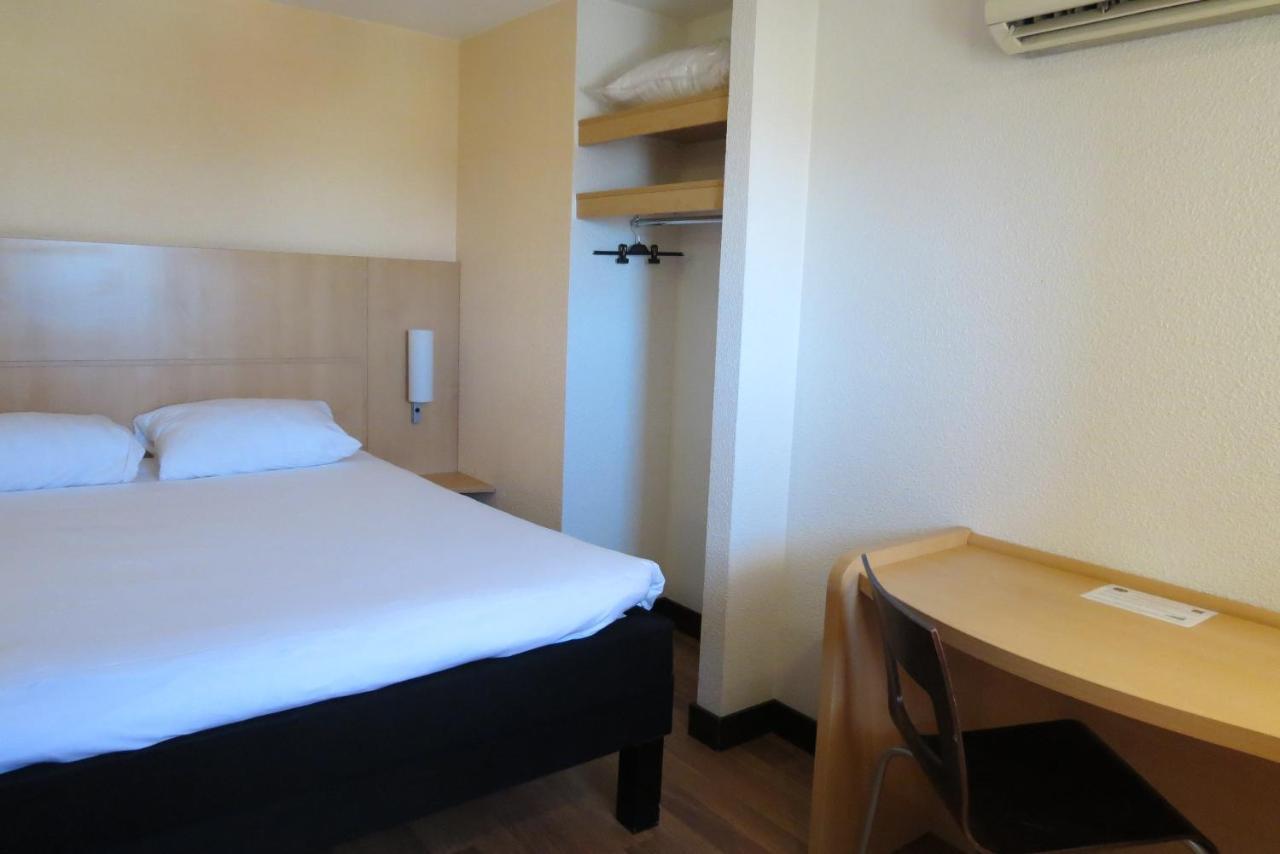 Ibis Centre Gare Hotel 3*